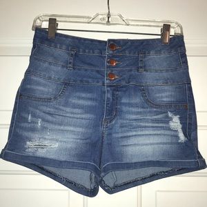 High-waisted Shorts